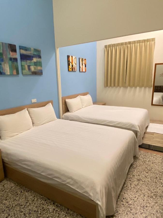 Freedom B&B Tainan Esterno foto