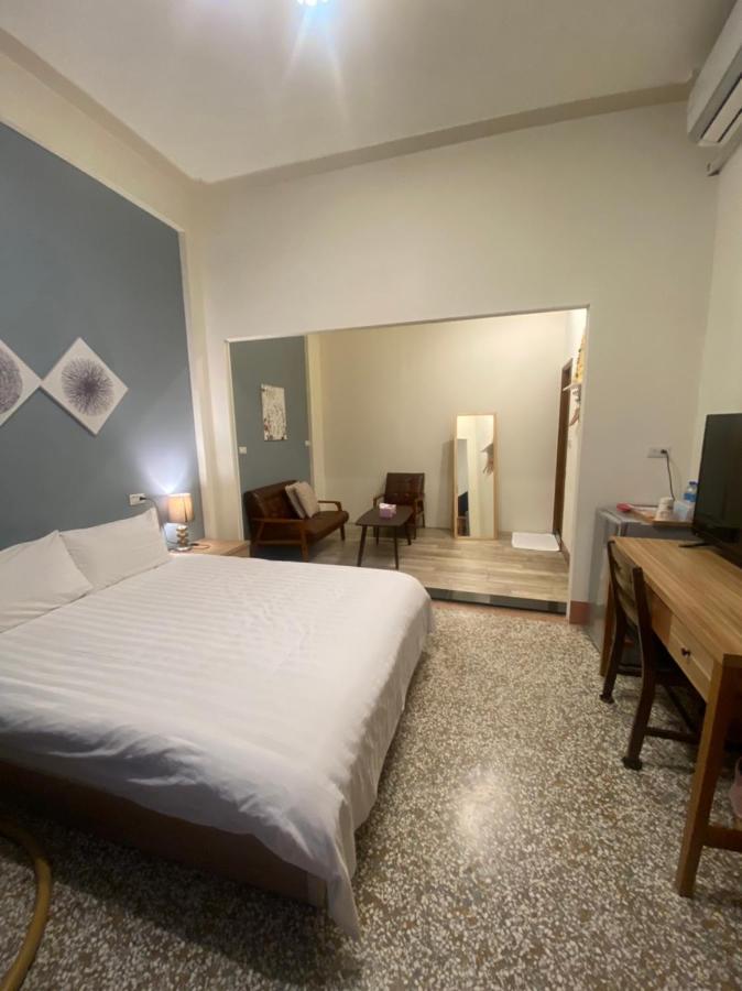 Freedom B&B Tainan Esterno foto